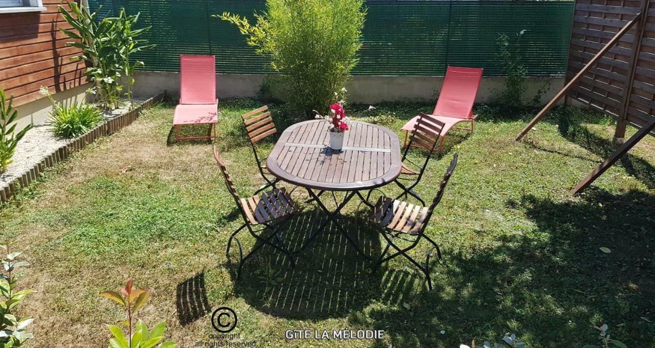 Gite La Melodie Longueville  外观 照片