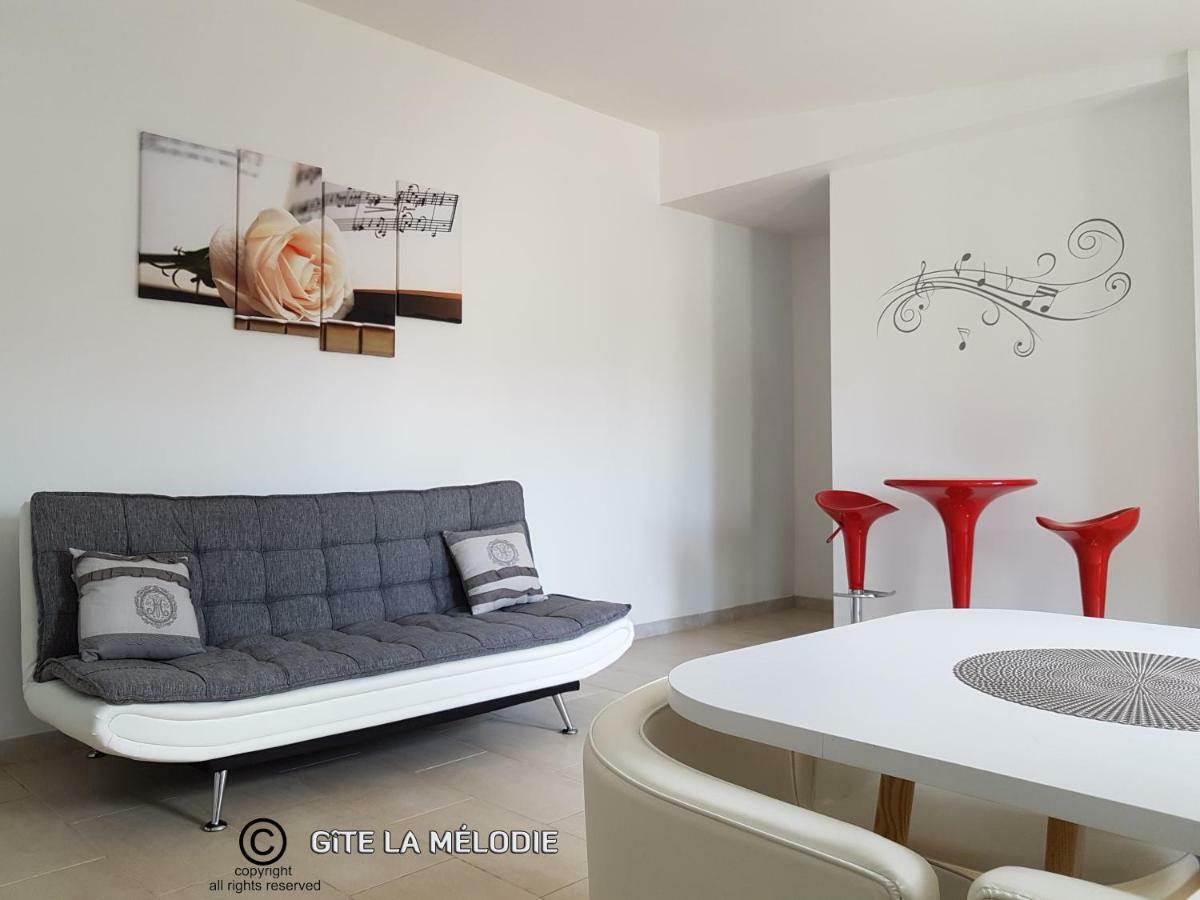 Gite La Melodie Longueville  外观 照片